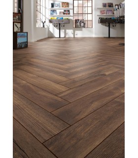 Stratifié bâtons rompus ST4766 665X133MM